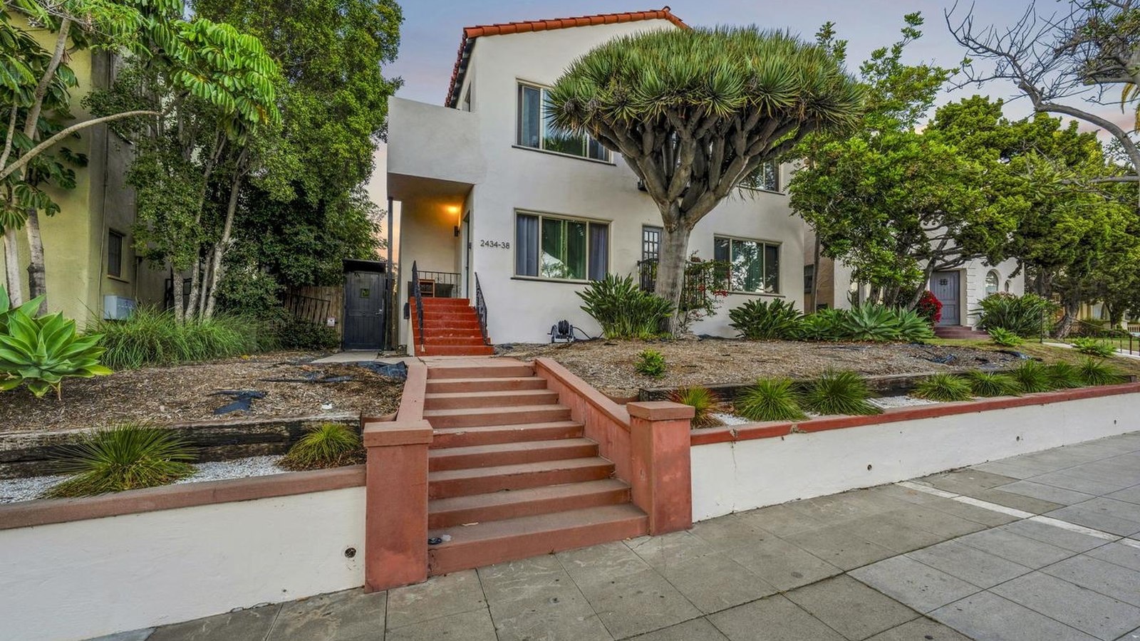 2434-38 Broadway St., Golden Hill
